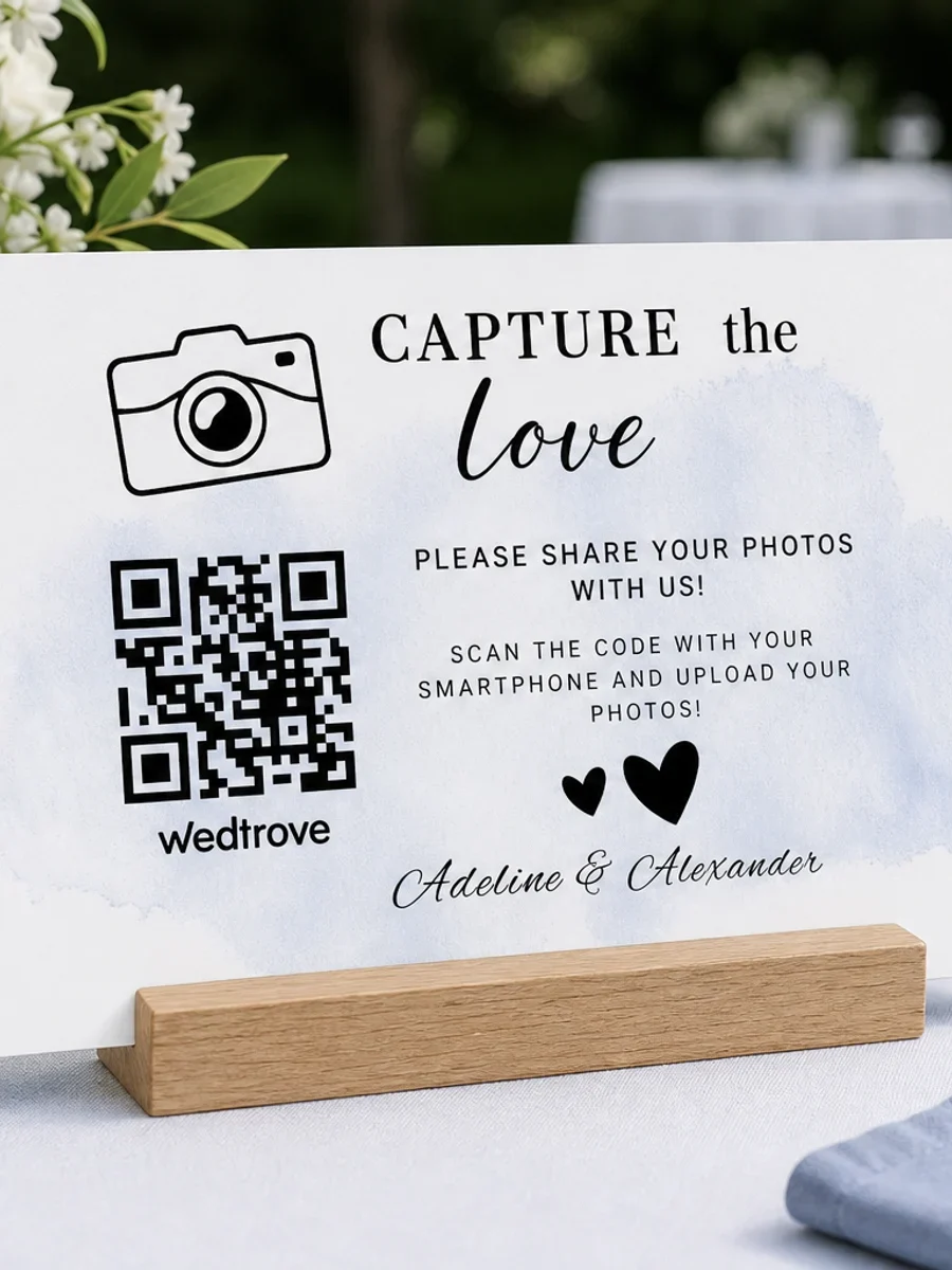 Outdoor cocktail hour wedding QR code card in a wooden holder
